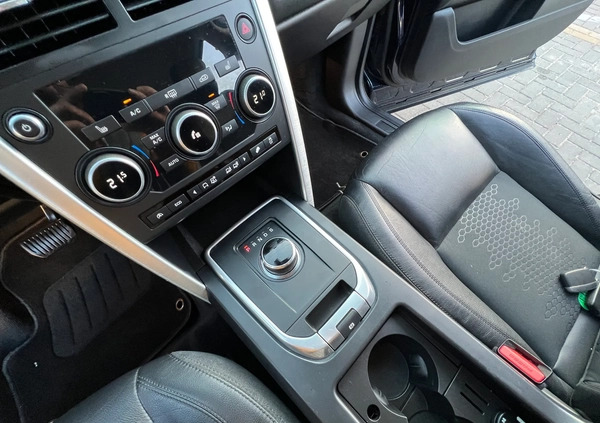 Land Rover Discovery Sport cena 74900 przebieg: 106816, rok produkcji 2017 z Opole Lubelskie małe 781
